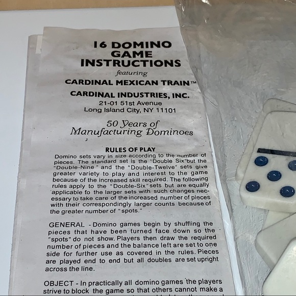 Classic Game Collection Mexican Train Dominoes wit - Picture 4 of 11